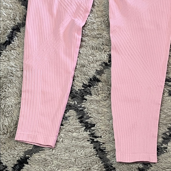 NWOT Women’s Leggings - Picture 3 of 6